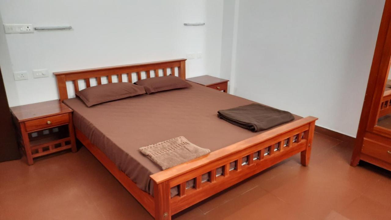 Poovar Sea View Rooms And Boating Family & Couple Only Bagian luar foto