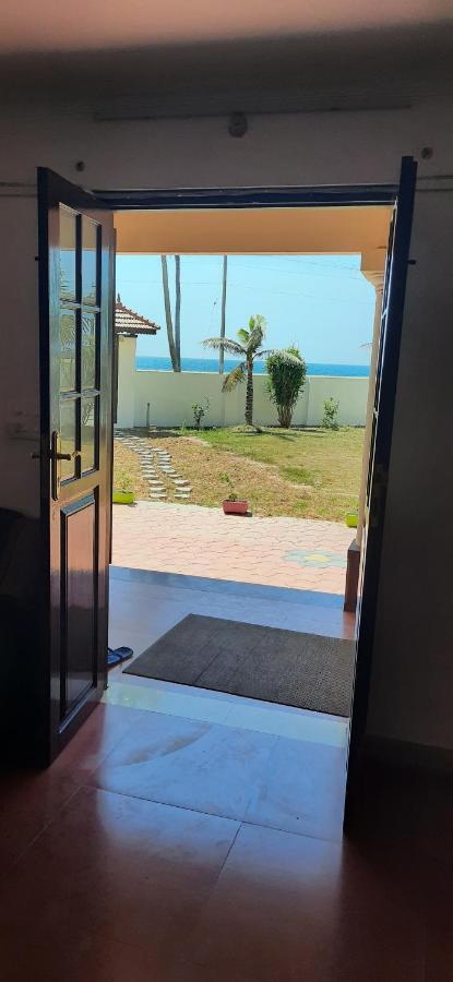 Poovar Sea View Rooms And Boating Family & Couple Only Bagian luar foto