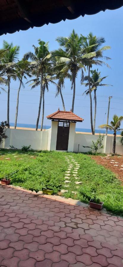 Poovar Sea View Rooms And Boating Family & Couple Only Bagian luar foto