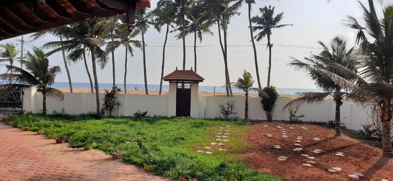 Poovar Sea View Rooms And Boating Family & Couple Only Bagian luar foto